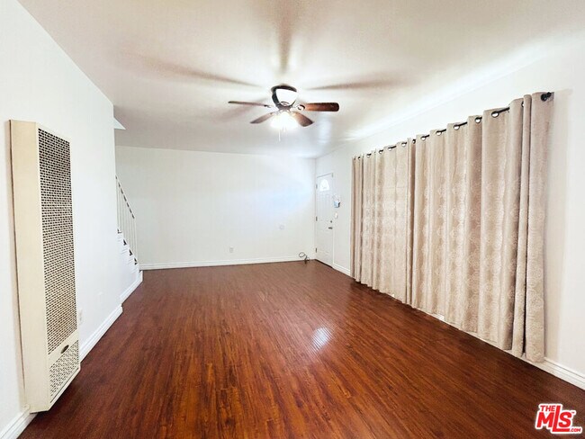 Building Photo - 4701 Dozier St