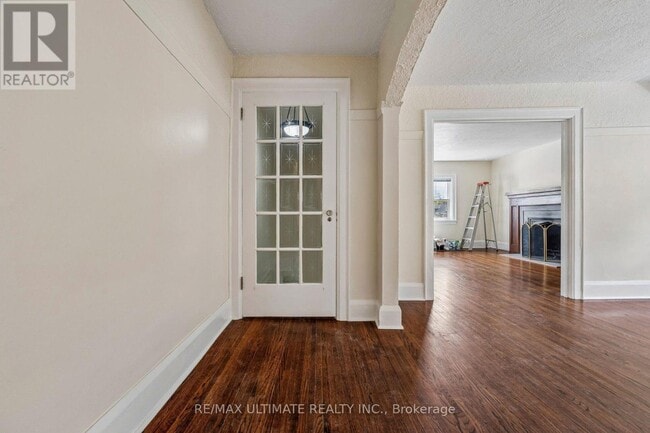 Building Photo - 470 Oriole Pkwy