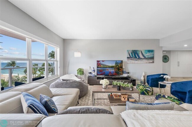 Building Photo - 3750 Galt Ocean Dr