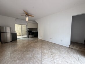 Building Photo - 748 N La Jolla Ave