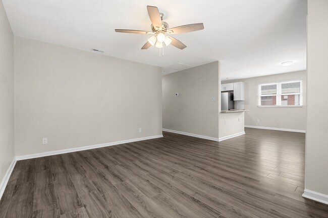 Building Photo - Single Family Home- Walking Distance to NC...