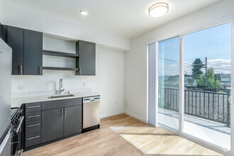 Open 1 BD, 1 BA - 381SF Kitchen/ Patio - Proctor Flats
