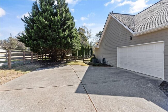Building Photo - 4735 Bryn Ridge Ct