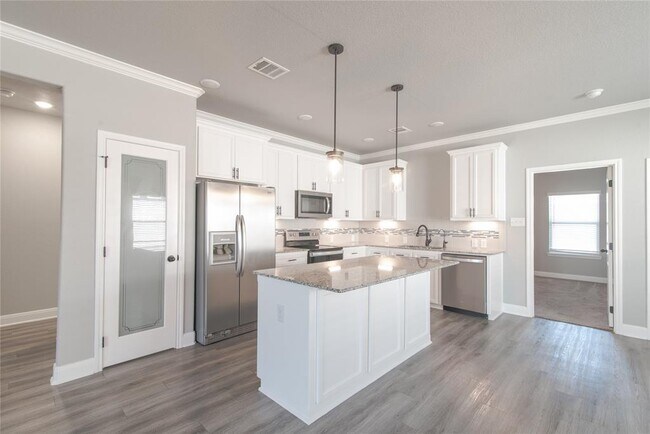 Foto del edificio - 7518 Hickman St