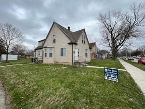 Building Photo - 2803 Abbott St