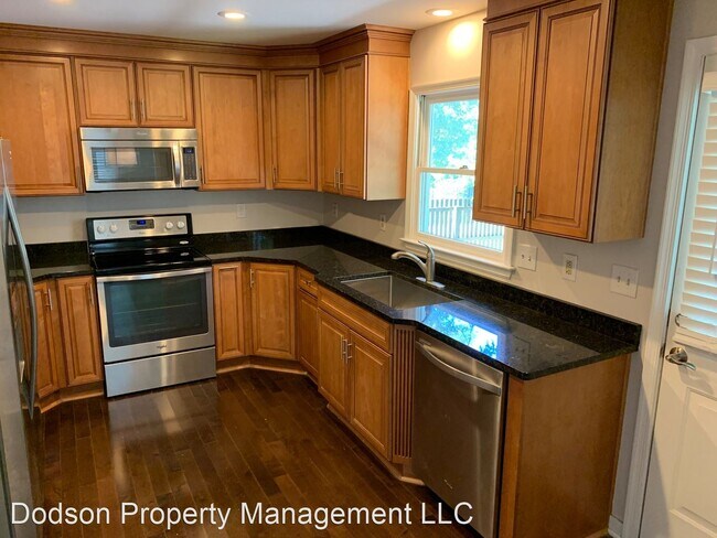 Building Photo - 3 br, 2.5 bath House - 2316 Horsley Dr