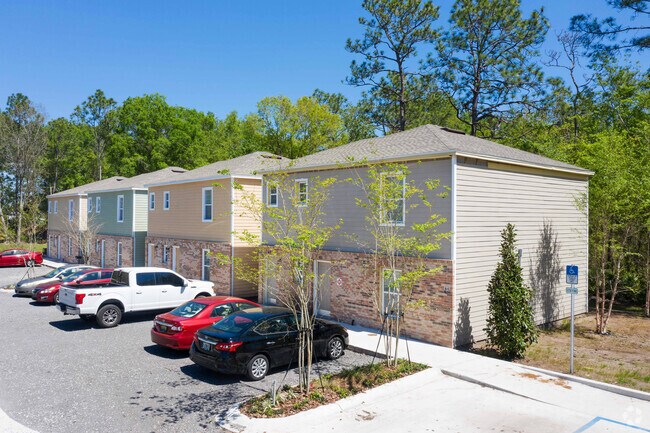 Edificio - 5485 Connie Jean Rd