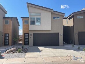 Building Photo - 4177 Elrond Ln