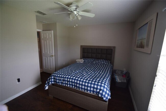 Building Photo - 3020 Sugar Maple Ave
