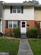 Building Photo - 205 Moore Dr