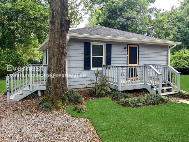 Building Photo - 1228 S Madison Ave