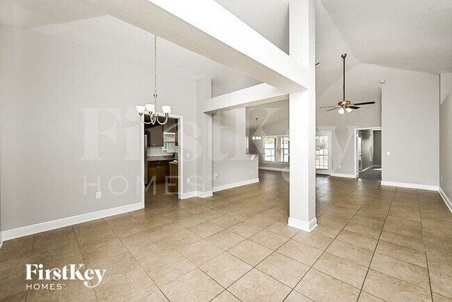 Foto del edificio - 10921 Standing Stone Dr