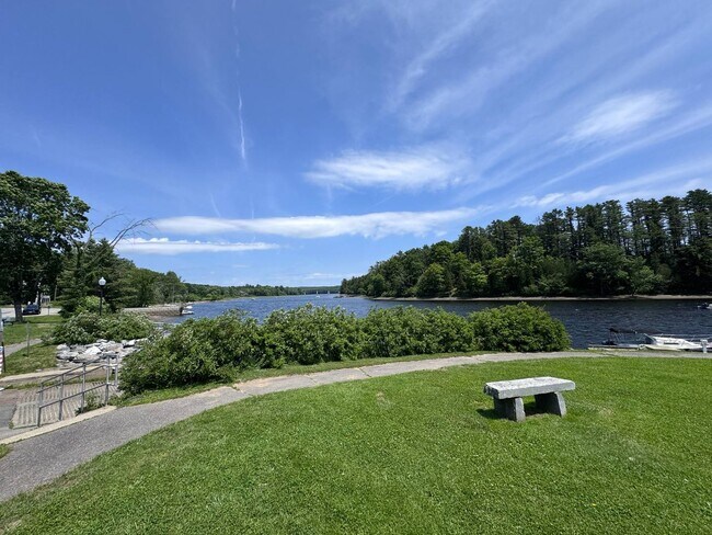 Foto del edificio - 2 Main St