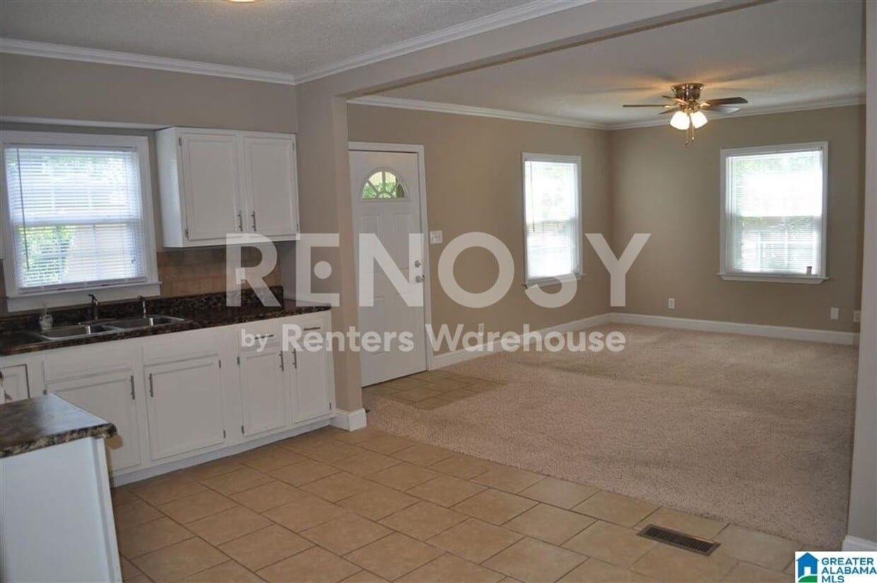 Building Photo - 3-Bed, 2-Bath Birmingham Home with Carport and Fenced Yard in West End Minor