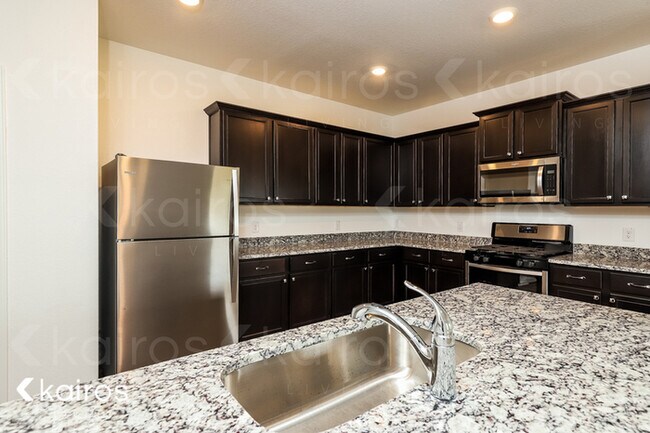 Foto del edificio - 922 Shady Brook