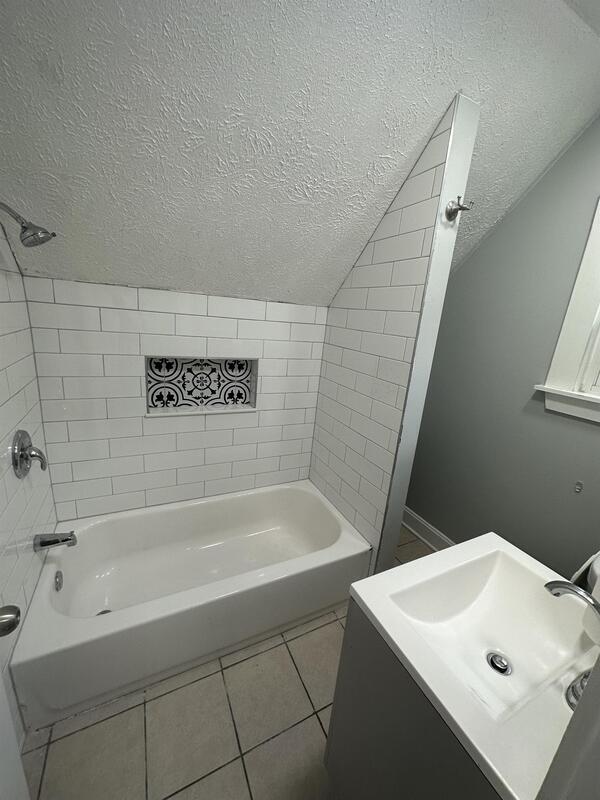 Building Photo - 3501 Meyer Ave