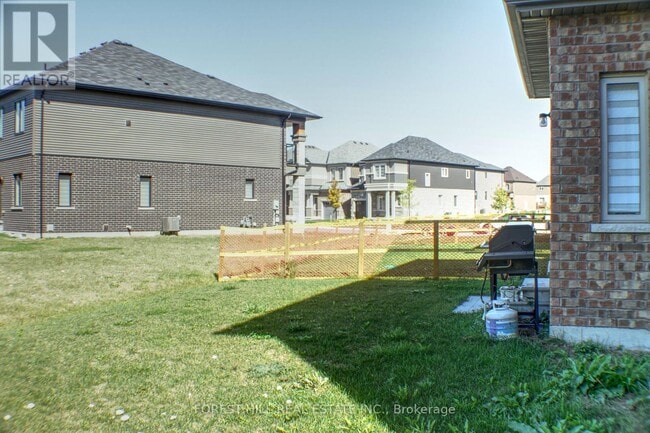 Building Photo - 32 Stauffer Rd