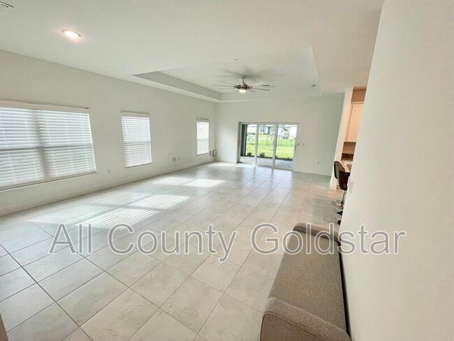 Building Photo - 16901 Lazzo Dr