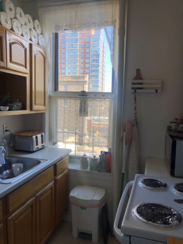 54 Centre Ave Unit 4th, New Rochelle, NY 10801 Condo for Rent in New
