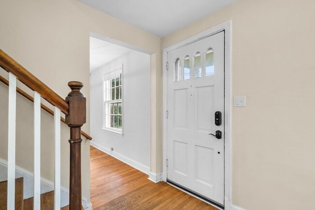 Photo - 3 Bed 2.5 Bath - Silver Spring Colonial - Updated Kitchen and Bathrooms House