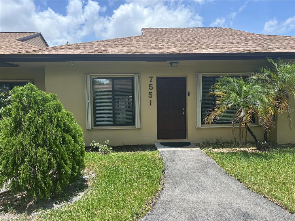 Foto principal - 7551 SW 26th Ct