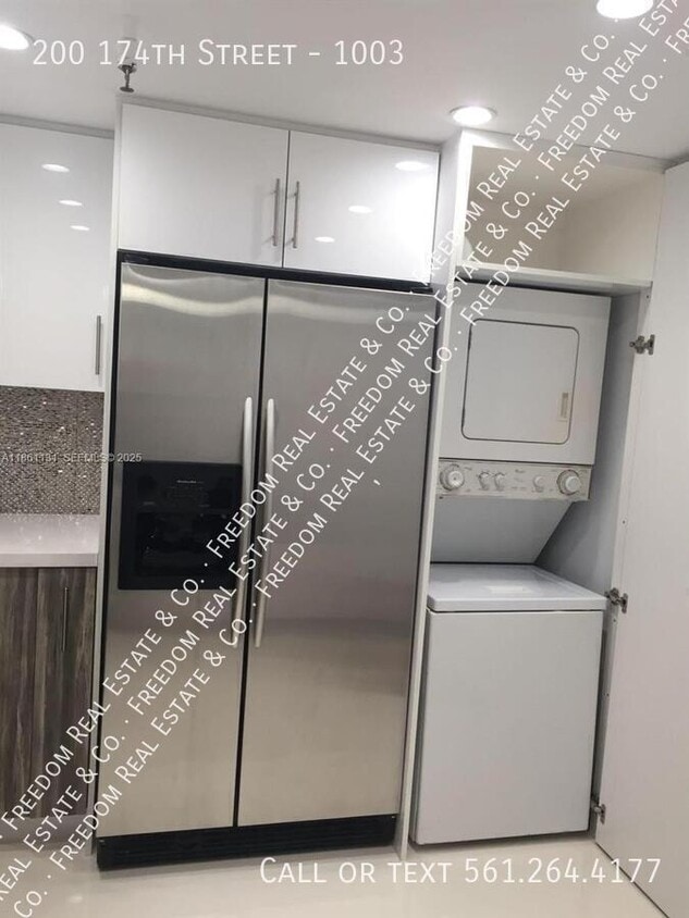 Building Photo - 200 174th St