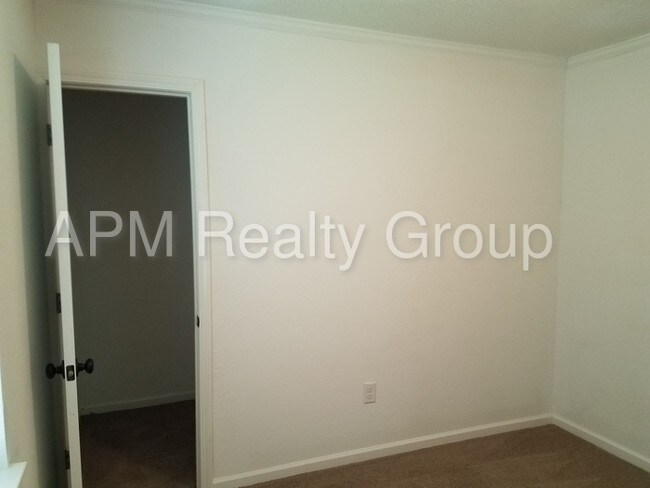 Building Photo - 320 S Beltline Blvd