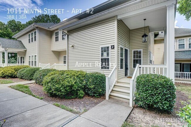 Building Photo - 1011 Ninth Street-Apt. #2