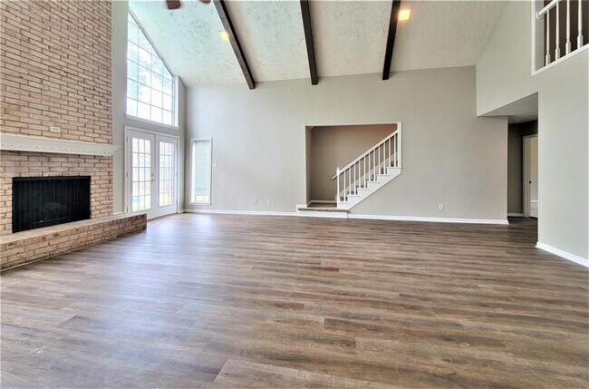 Foto del edificio - 5710 Pebble Springs Dr