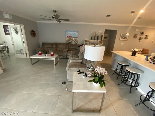 Building Photo - 8959 Cascade Price Cir
