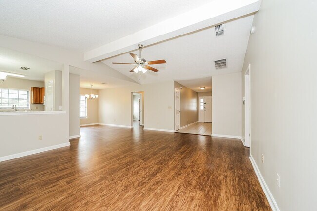 Foto del edificio - 10871 Copper Creek Ct