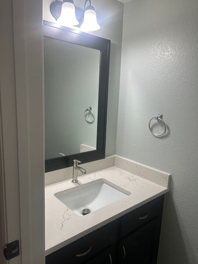 Foto del edificio - Peng-4077 Glenstone