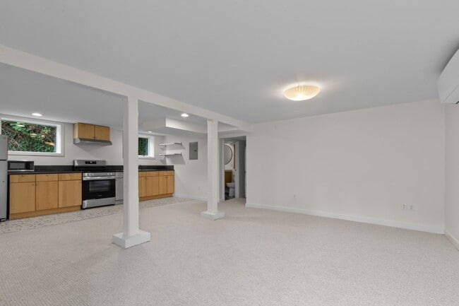 Foto del edificio - 1Bd/1Ba Seattle Duplex