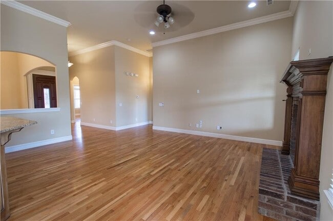 Foto del edificio - 6503 S 34th St