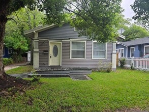 Building Photo - 2675 Ernest St