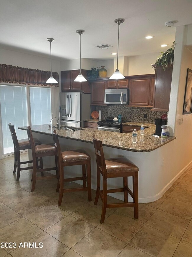 Foto del edificio - 1308 E Monroe St