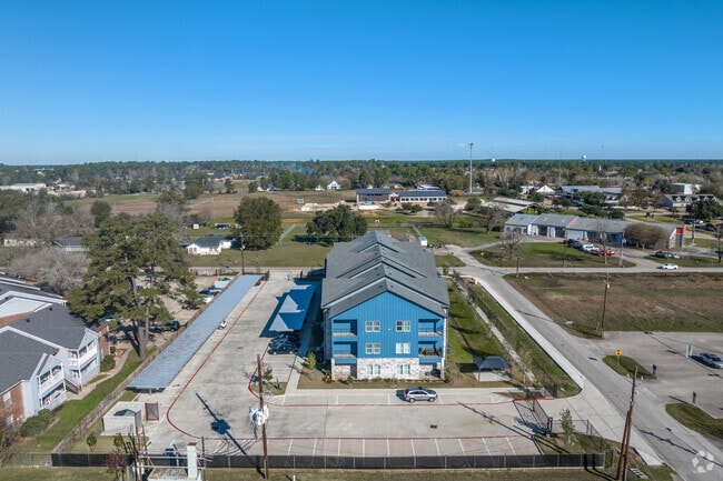 Context and Perspective - Rudel Crossing Apartments