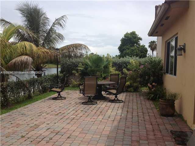 Foto del edificio - 22032 SW 95th Pl