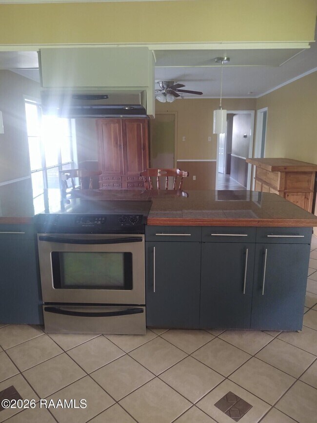 Foto del edificio - 108 Billeaud Ln