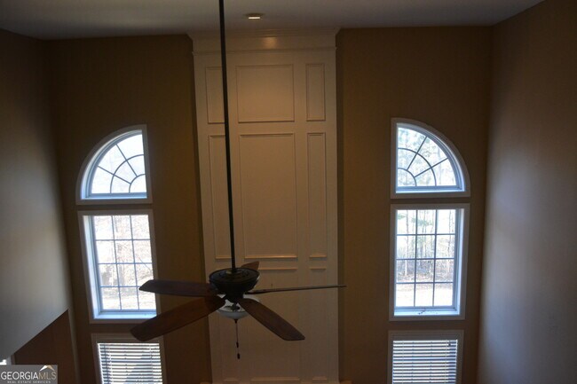 Building Photo - 7801 Waterlace Dr