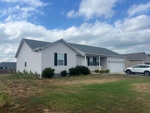 Building Photo - 153 Spokane Ct