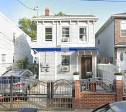 Building Photo - 146-16-14106 106th Ave