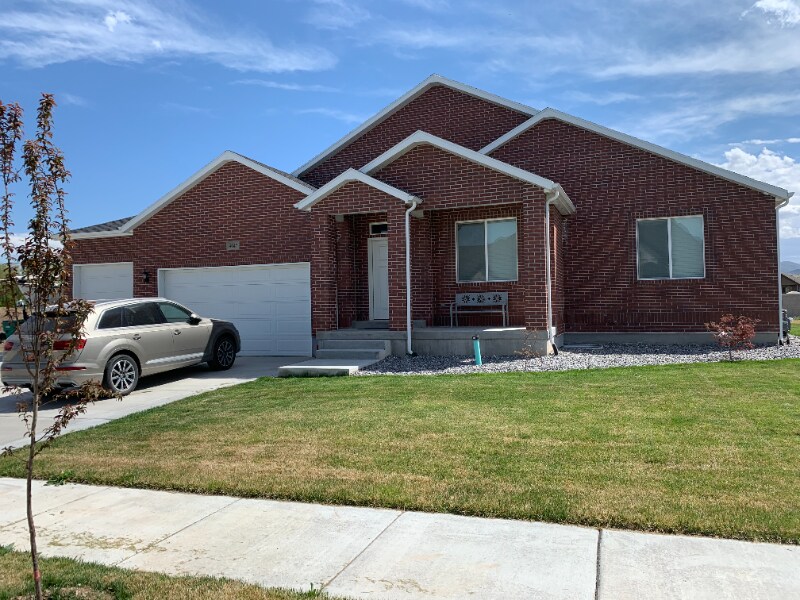 Foto principal - 4047 W Adler Rd