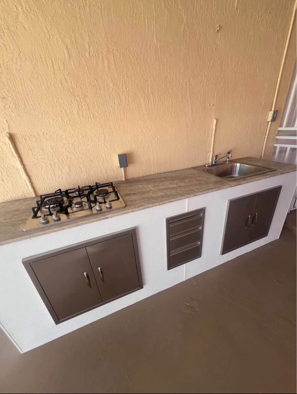 Foto del edificio - 785 E 43rd St