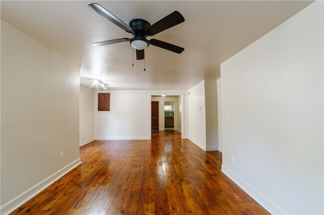 Foto del edificio - 42 Shepard St