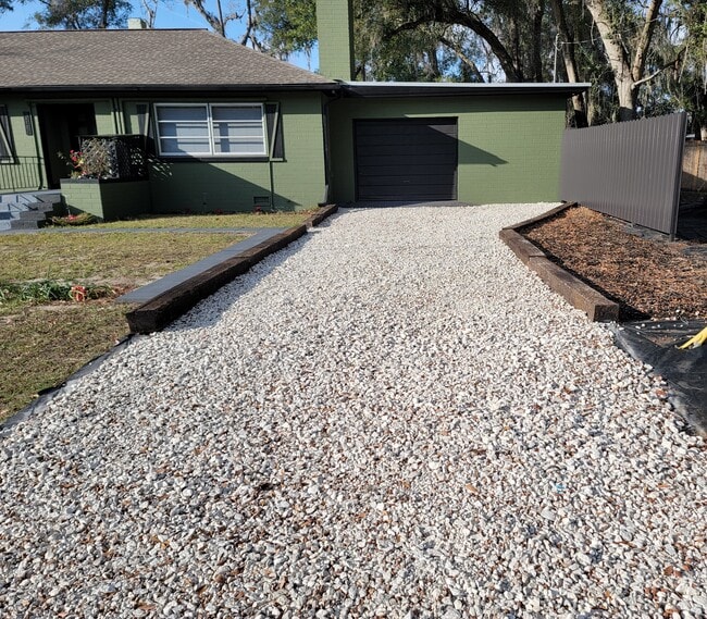 Foto del edificio - 5321 NE 29th St