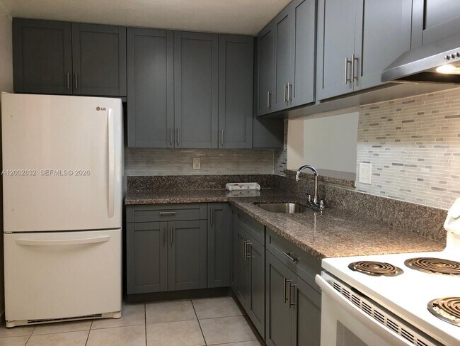 Foto del edificio - 8500 SW 133rd Avenue Rd