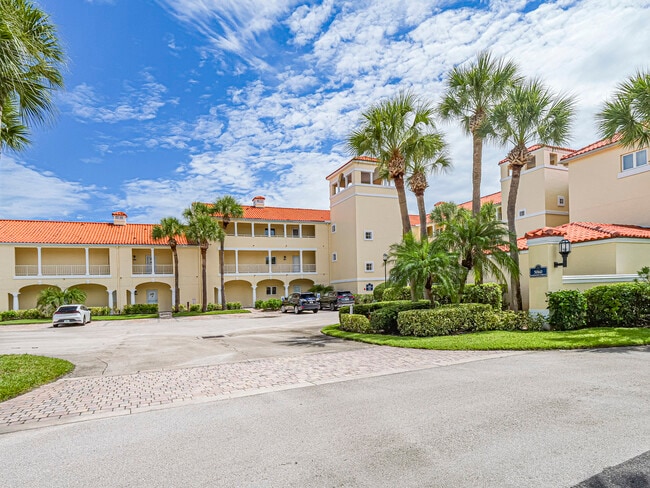 Foto del edificio - 5060 Harmony Cir