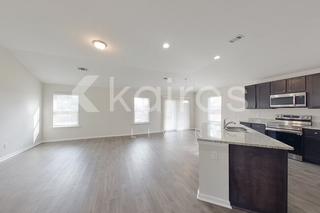 Building Photo - 101 Ebenezer Blf Wy