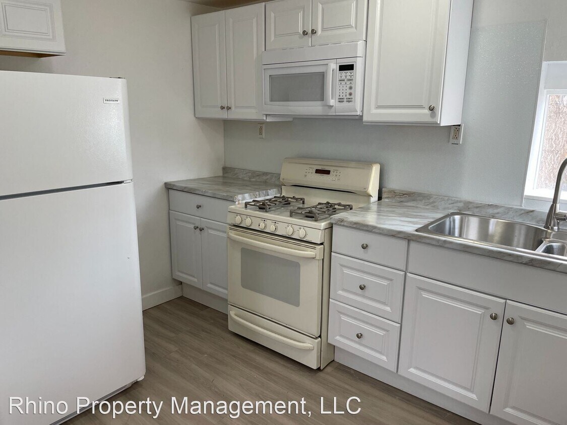 Primary Photo - 2 br, 1 bath House - 364 N. 900 W.